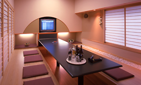 カラオケボックス「護摩堂