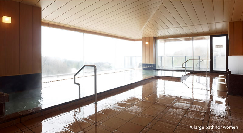 A large bath for women